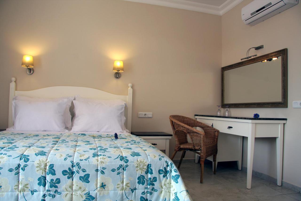The Blue Lagoon Deluxe Hotel Олудениз Номер фото