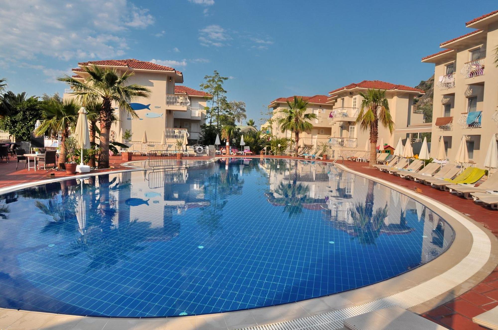 The Blue Lagoon Deluxe Hotel Олудениз Экстерьер фото